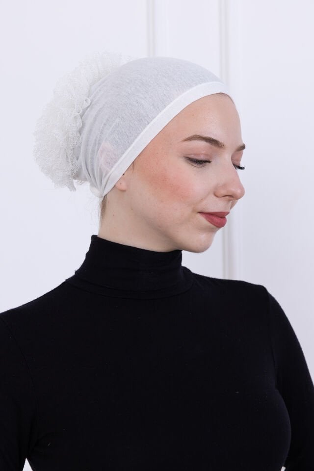 Fırfırlı Önden Dikişli Penye Bone - Kadın Tesettür Bağlamalı Topuz İç Bone Beyaz