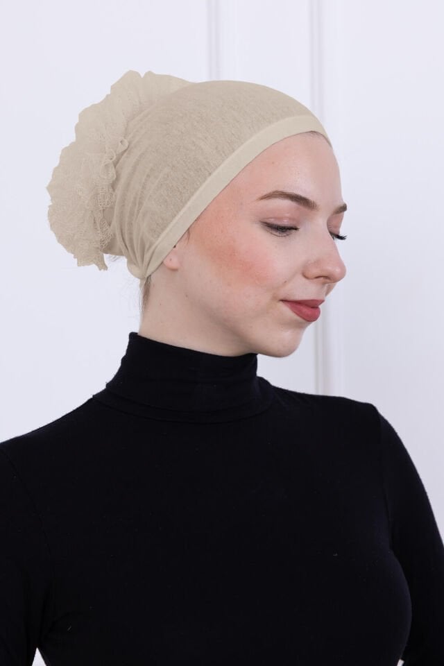 Fırfırlı Önden Dikişli Penye Bone - Kadın Tesettür Bağlamalı Topuz İç Bone Krem