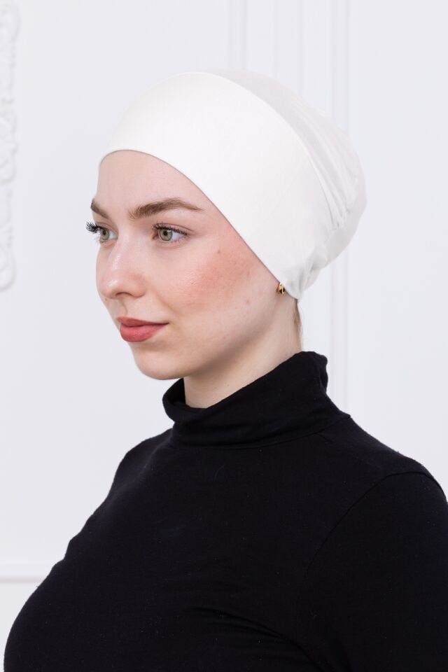 Geçmeli Bone Önü Dikişsiz Kaymaz Lastikli Kadın Tesettür Pratik Geçme İç Bone Ekru - Kırık Beyaz